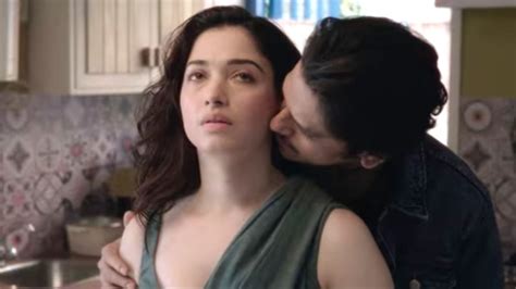 tamanna bhatia hot kiss video|Tamannaah Bhatia 'Shocked' By Kissing Scene With Vijay Varma .